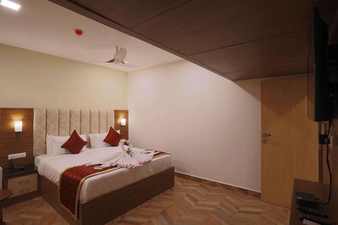 Hotel Bluemoon Tirunelveli Exterior foto