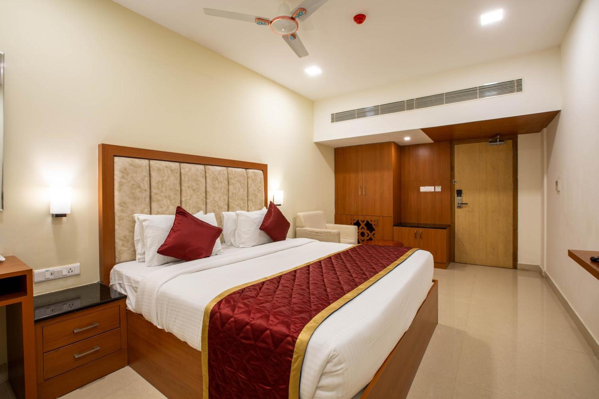 Hotel Bluemoon Tirunelveli Exterior foto